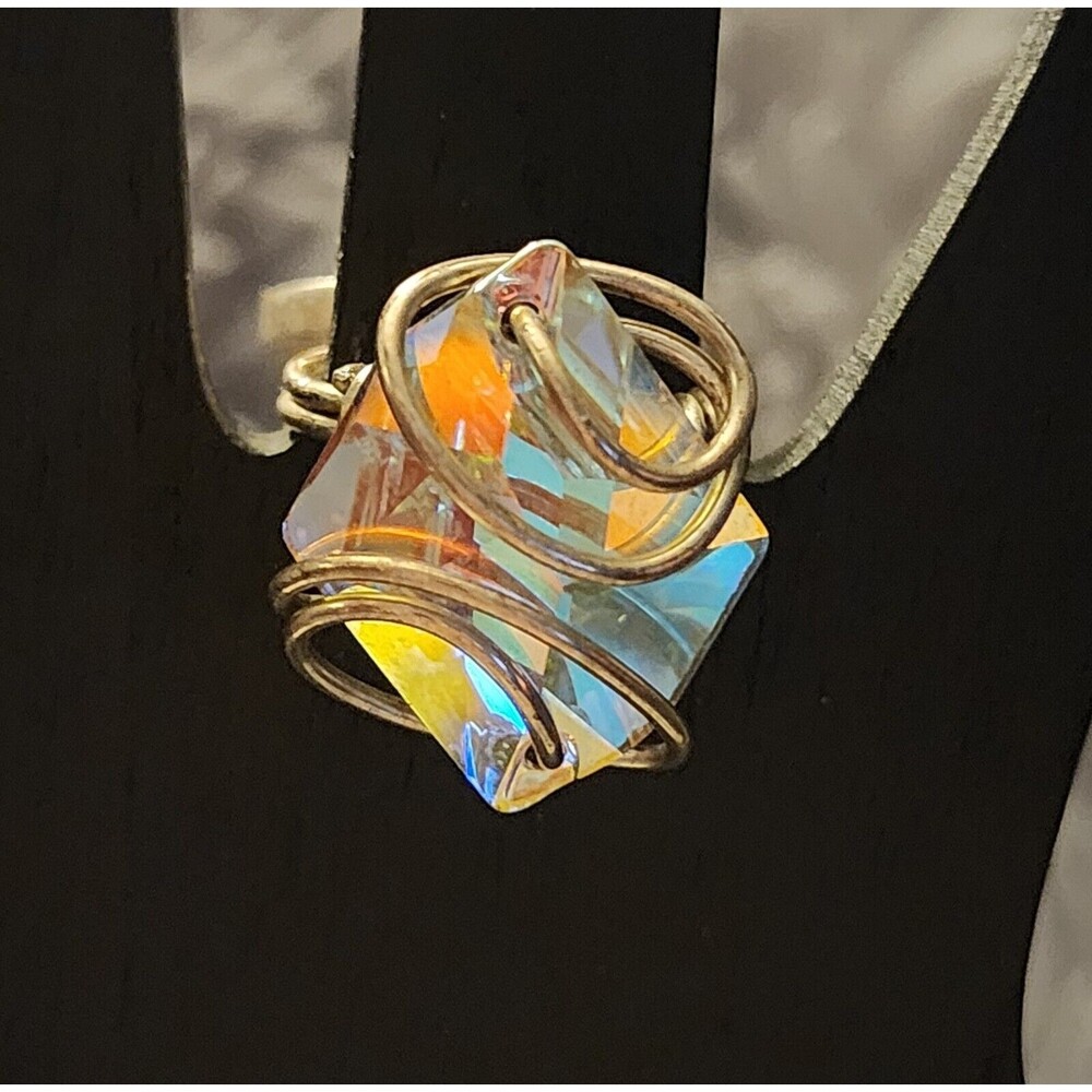 Unique Silver Wrap Iridescent Faceted Stone Handcrafted & One-Of-A-Kind Sz 7.5